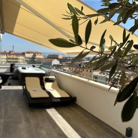 18 Dante Luxury Suites Cagliari Eksteriør billede