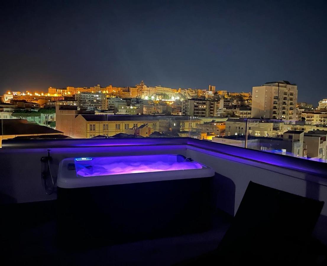 18 Dante Luxury Suites Cagliari Eksteriør billede